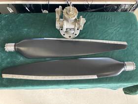 4275h-1 Univair Aircraft Corp. Bellanca F200h Propeller Hub With Blades