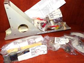 83303130 Univeral Avionics K12028-4 Uns-1 Kit Souriau Connector Arinc Plugs Hardware
