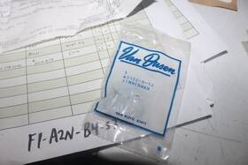 A3122-8-1j Van Pusen Nos Tinnerman Speed Clamp Pn Beechcraft Lot Of 25