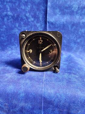 An-5743-1 Waltham An5743-1 8 Day Aircraft Clock 1-7/8 Inch