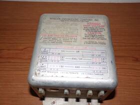 01-0265448-40 Whelen A-413a Hda-df-28 Strobe Power Supply 28v