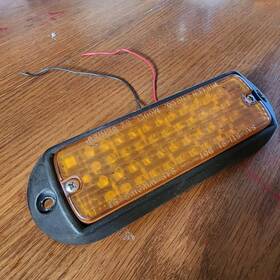 01-0682996-03c Whelen Used Amber Model 52 Led Flasher Strobe Lamp Light