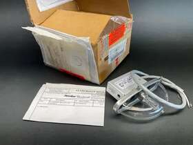 01-0790033-02 Whelen 900332 Anti-collision Light New With 8130