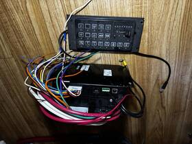 0287042-01k Whelen Sapphire Cecom Equipment