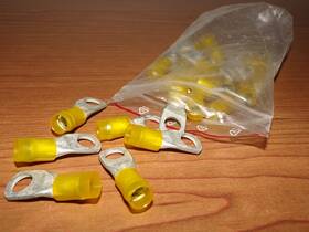 M1821-840386 Yae 22 Yellow Terminals Rings