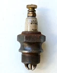 JOLY"775" Wwi Auto Aircraft Military Motorcycle Aviation Spark Plug Box. Fixed Price $34.75.