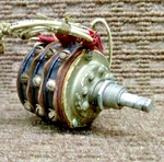 MS25002-3 Switch As Removed From BE99. Alt P/n 688-230. Fixed Price $325.00.