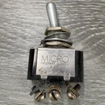 Micro Switch On-on Toggle Freeport Ill An 3021-3 ST40D 11TS1-3 #1041. Fixed Price $8.63.