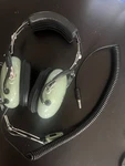 David Clark Aviation Headset Green & Black Double Ear-cup Boom Mic 3.5MM Jack. Fixed Price $69.00.
