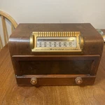 Vintage Bendix Aviation Company Raremodel 112 Superheterodyne Electric Tuberadio. Fixed Price $90.00.