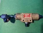AN6227-6 (95784) Landing Gear Shuttle Valve -used Cessna 402C 414 404 421(B25). Fixed Price $395.00.