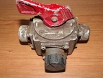 Parker Fuel Selector Valve 7-1744-3 Red Handle Appliance Co Cleveland, Oh. Fixed Price $315.00.