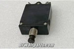 454-656, 109-205-102, 5A Piper Aircraft / Wood Electric Circuit Breaker. Fixed Price $24.99.