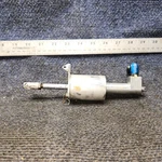 0541138-13 Cessna 172 Brake Cylinder Assembly Lh. Fixed Price $141.00.