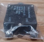 New Surplus Potter & Brumfield Piper Aircraft Circuit Breaker, P/n 454-660. Fixed Price $30.00.