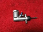 Girling Master Brake Cylinder Pn 64067587. Fixed Price $120.95.