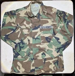 U.s. Army Woodland Coat Medium-regular, Alabama National Guard 8415-01-184-1330. Fixed Price $19.99.