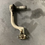 Beechcraft Sundowner Lh Main Gear Fork & Axle Assy P/n 169-810000-613. Fixed Price $120.00.