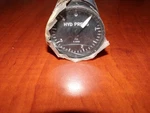 Douglass Aircraft Hydraulic Pressure Gauge SRL-7D (cracked Glass). Fixed Price $50.00.