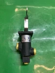 Bendix FR-2-B2 Build Up Vent Oxygen Valve *ns* B-52 KC-135 Vintage. Fixed Price $295.00.