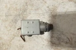 1946 Cessna 140 120 Airplane Aircraft Prong Push Button Switch. Fixed Price $55.50.